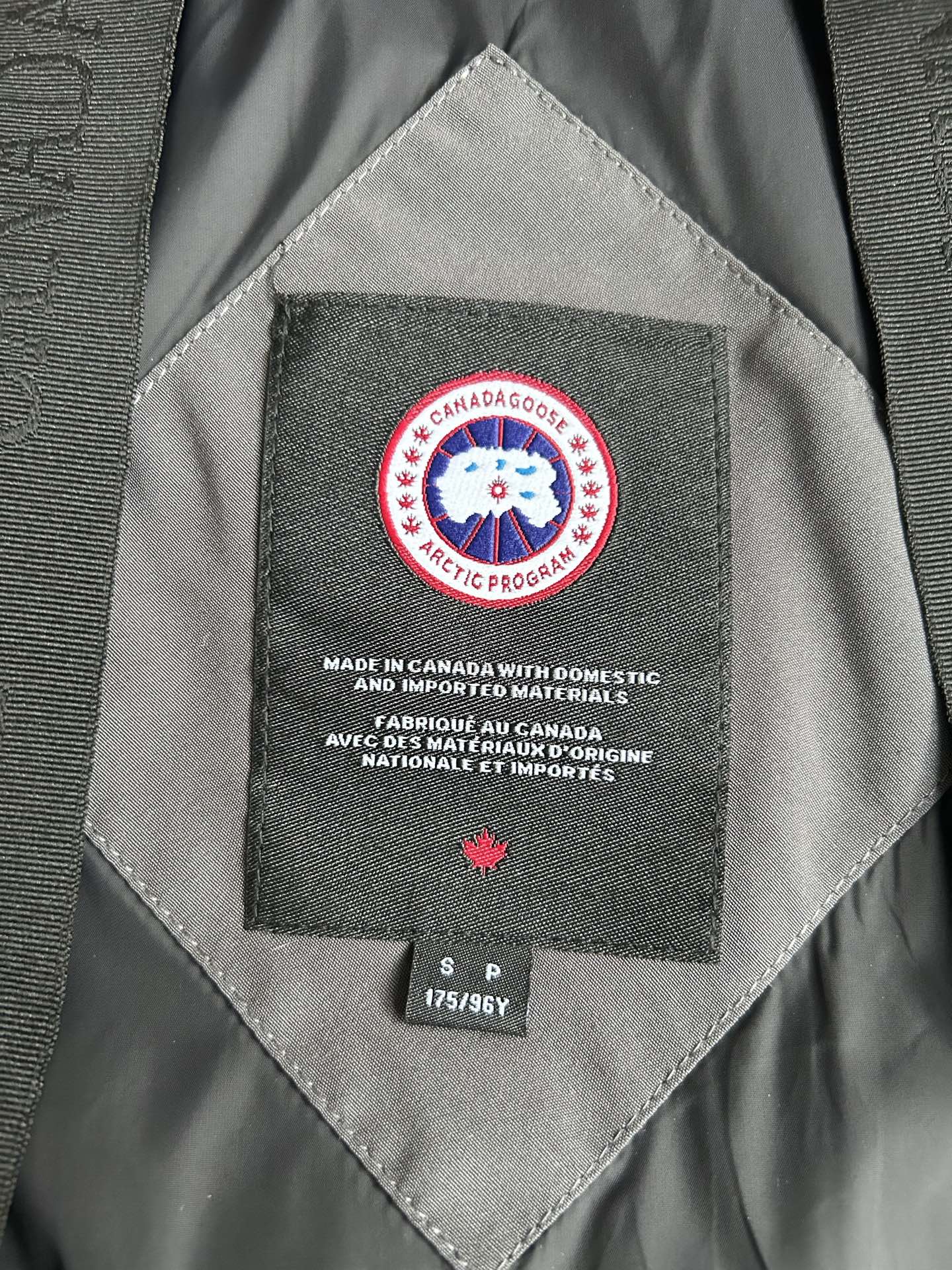 Canada Goose Bayview Parka-3833M Canada Goose Bayview Parka-3833M